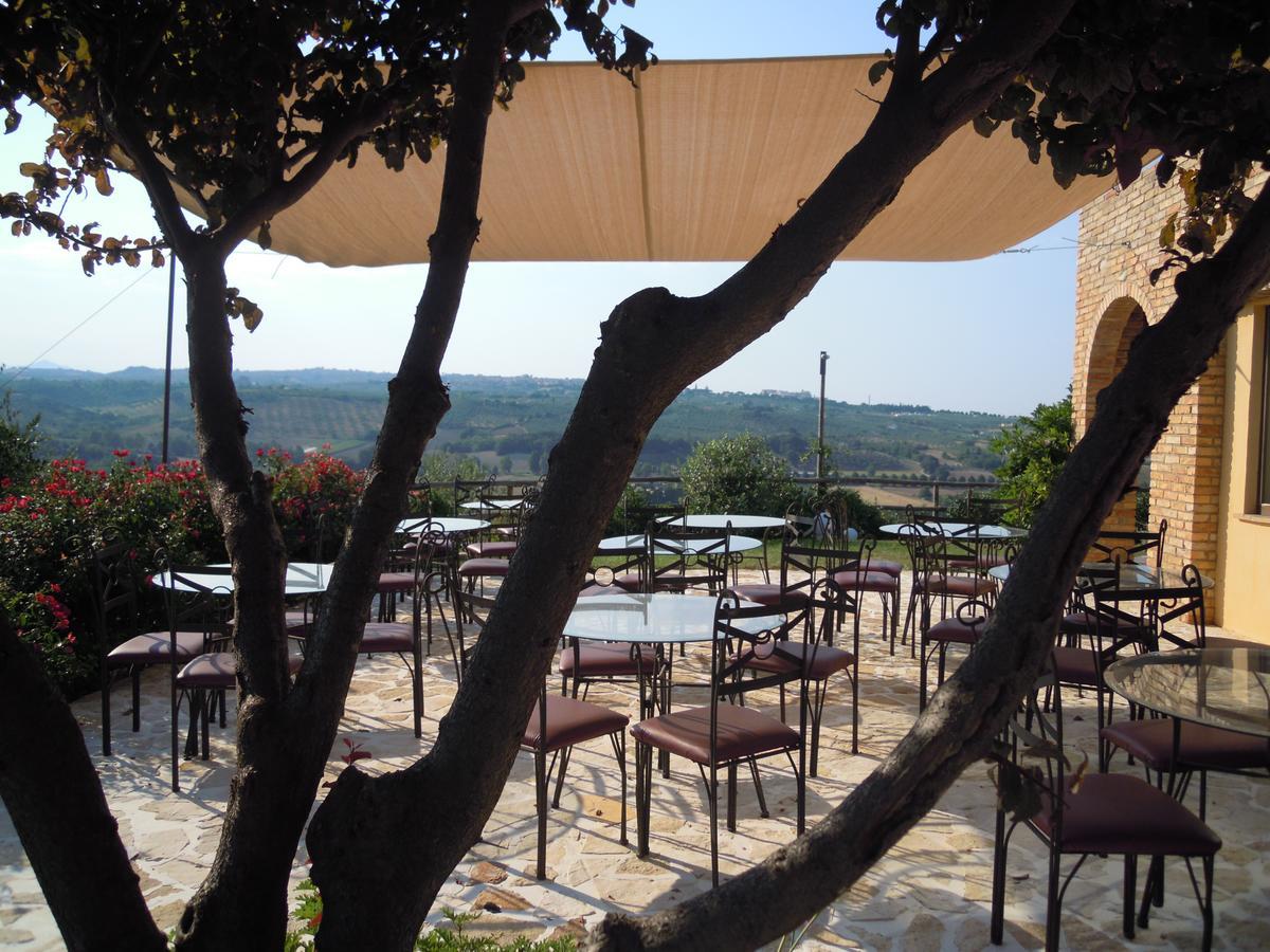 Agriturismo Piccolo Albero Лорето Апрутино Екстериор снимка